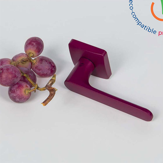 maniglia color uva